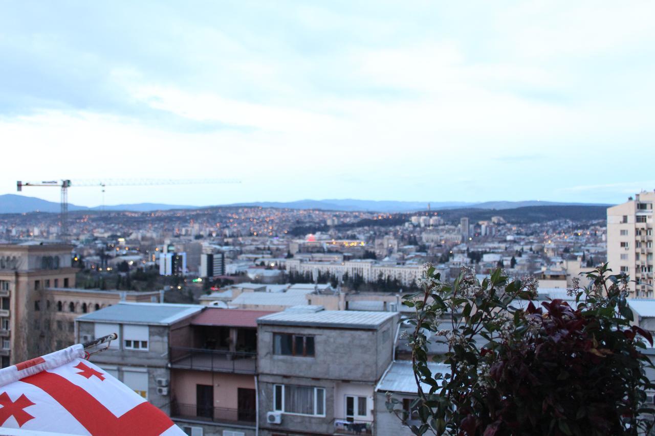 Herrmas Hostel Tiflis Dış mekan fotoğraf